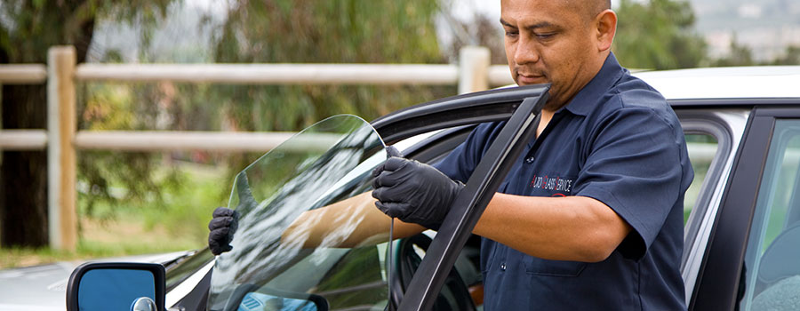 Eagle Auto Glass Repair technician repairing a windshield